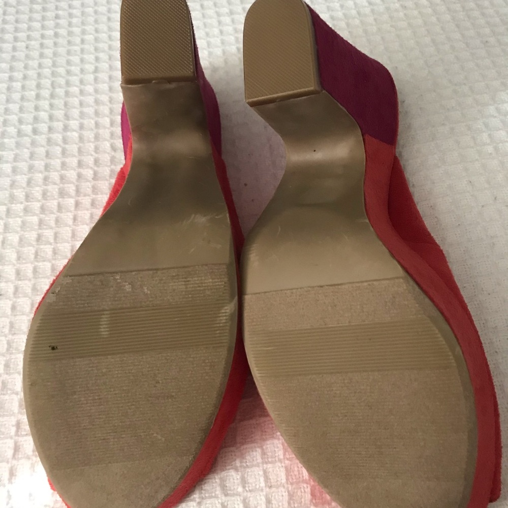 NWOT Neon Open-Toed Wedges - Picture 5 of 7